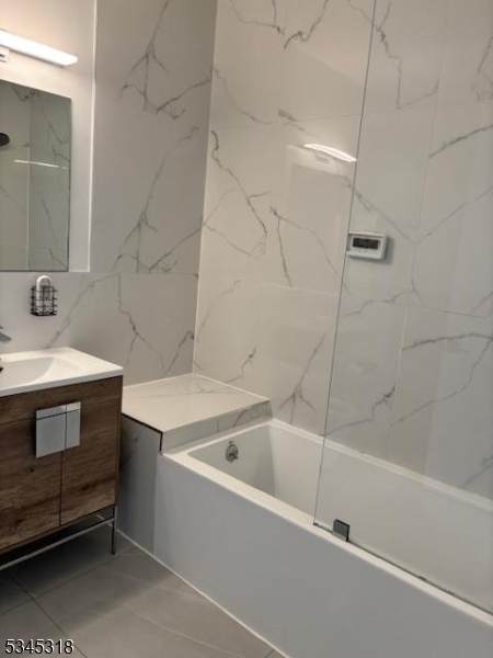 29 Broadway - Photo 1