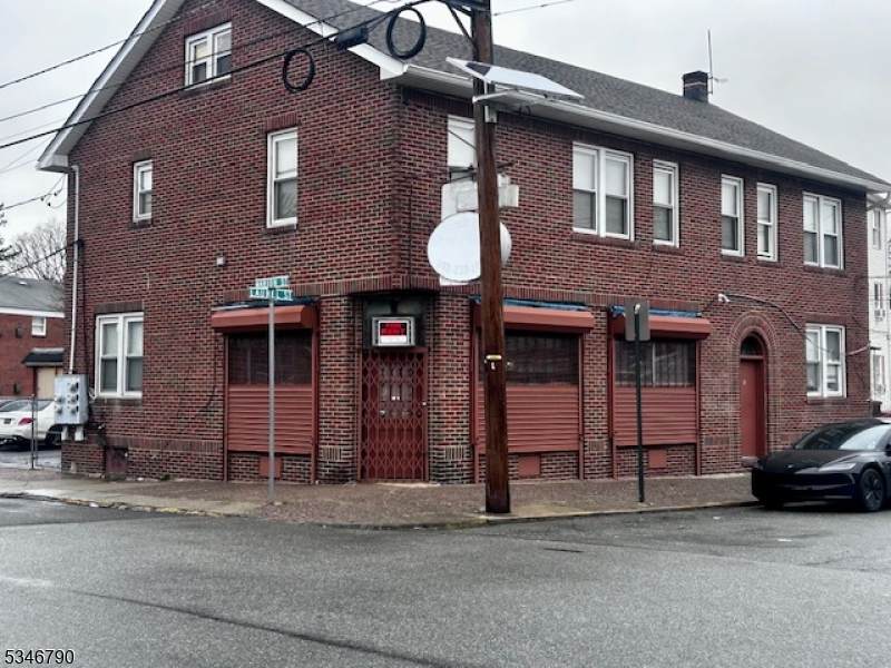 1 Laurel St - Photo 1