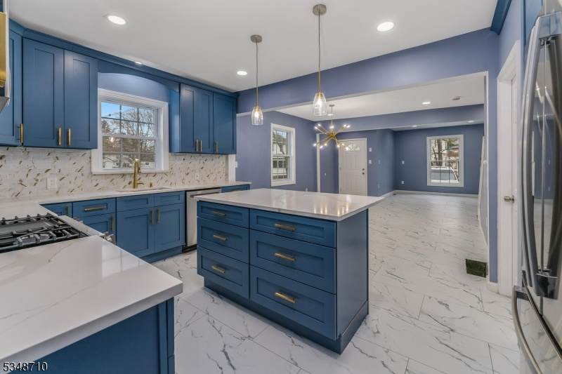 63 S Lincoln Ave - Photo 1