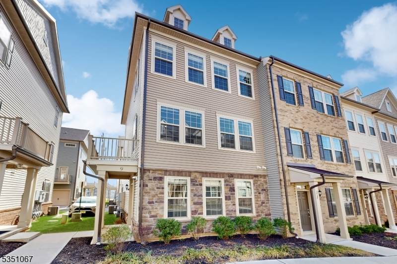 9 Haralson Ct - Photo 1