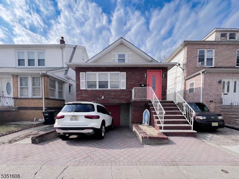 79 Shaler Ave - Photo 1