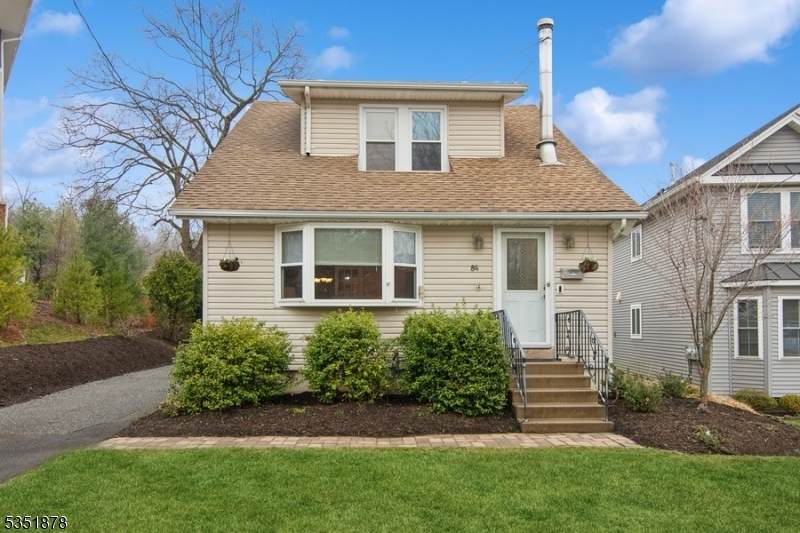84 Pine Street - Photo 1
