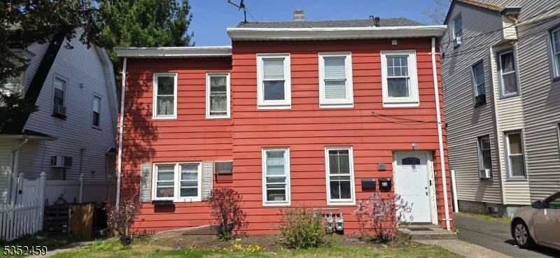 23 Zabriskie St - Photo 1