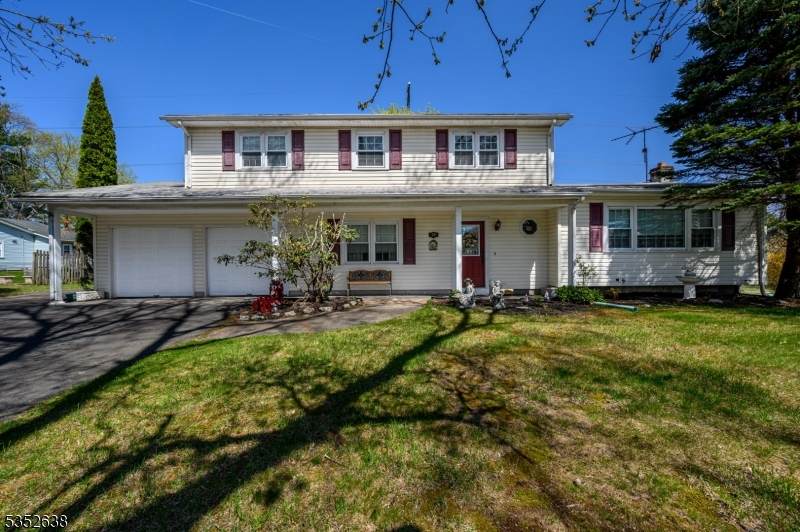 29 Yorktown Rd - Photo 1