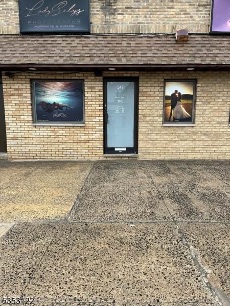 547 Washington Ave - Photo 1