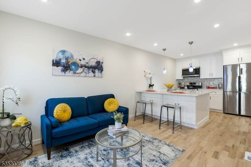 560 South 18Th - Photo 1