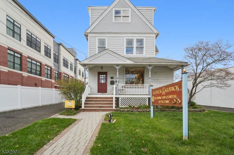 393 Millburn Ave - Photo 1