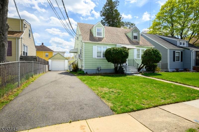 1412 E 2Nd St - Photo 1