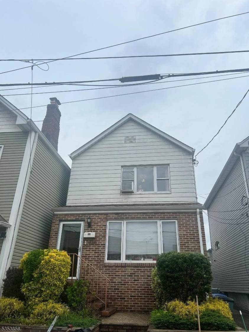 226 Jersey St - Photo 1