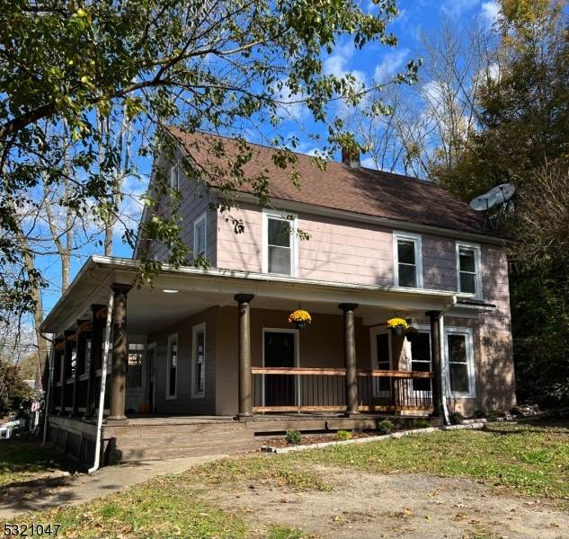 2 Clove Ave - Photo 1