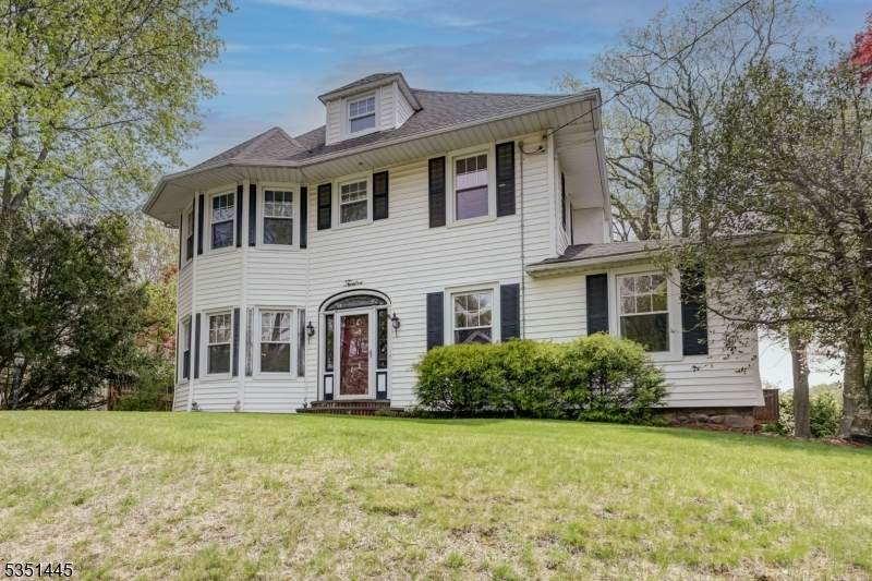 12 Linwood Ter - Photo 1