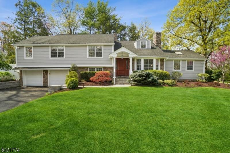 5 Browning Rd - Photo 1