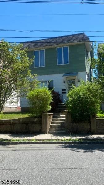 68 Garden Ave - Photo 1