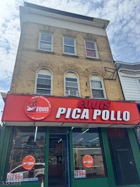 148 Bloomfield Ave - Photo 1
