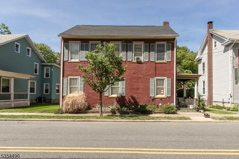 323 Water St - Photo 1