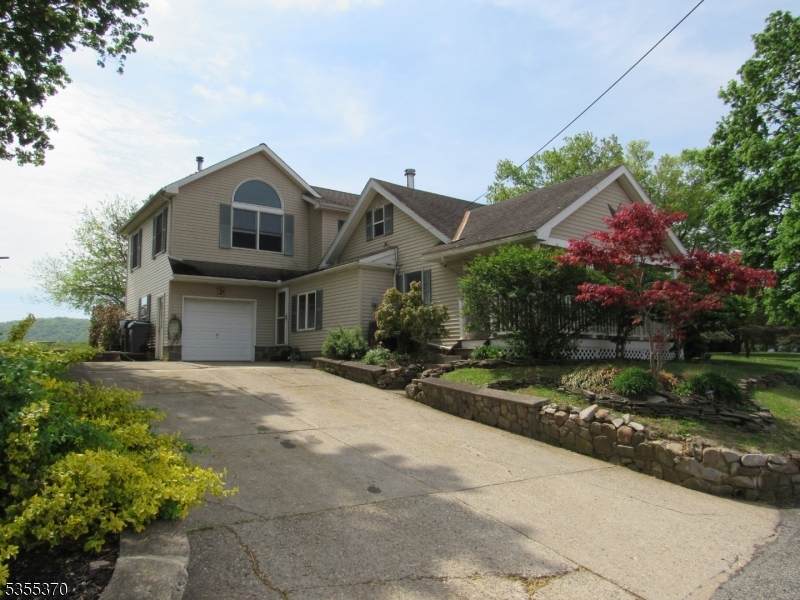 124 Snyders Rd - Photo 1