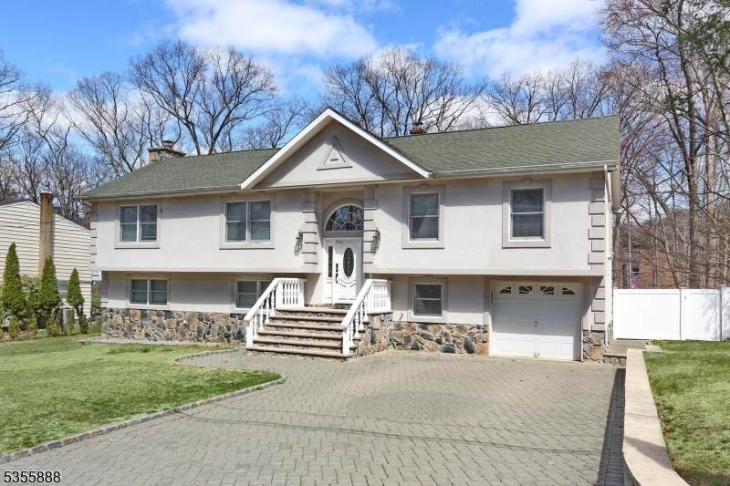 50 Roger Ct - Photo 1