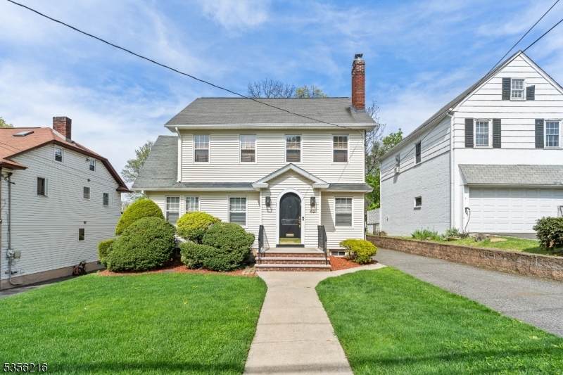 42 Heights Rd - Photo 1