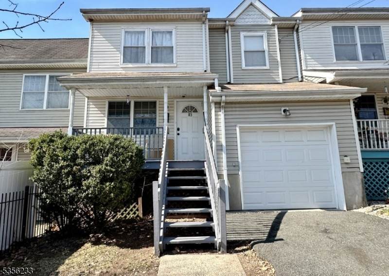83 Magnolia St - Photo 1