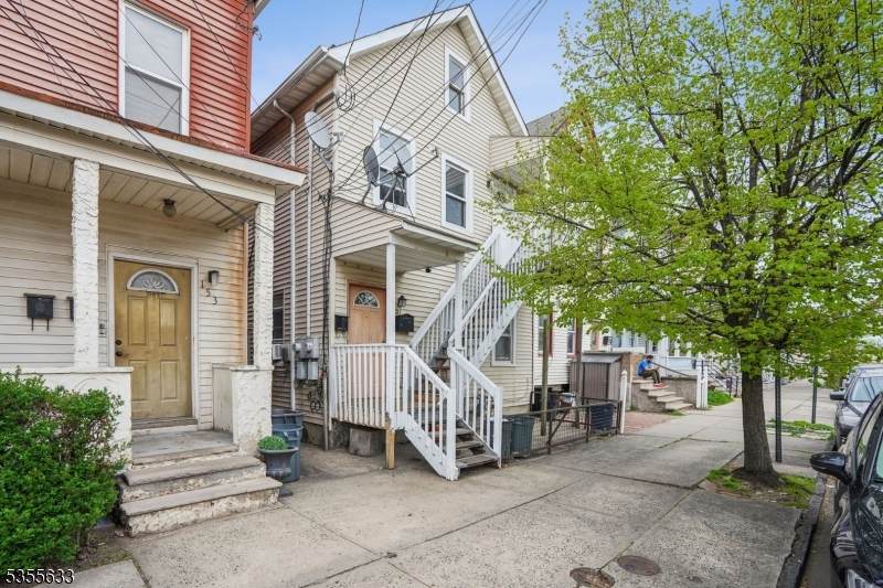 151 Clark Pl - Photo 1