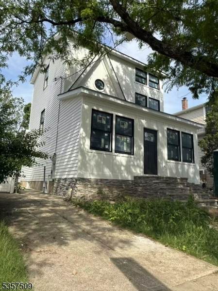 37 Cypress St - Photo 1