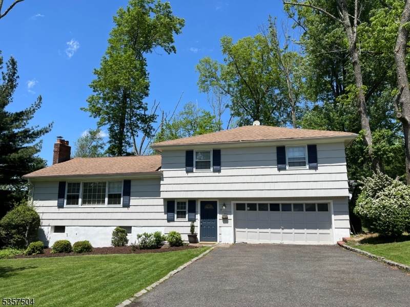 15 Clover Ct - Photo 1