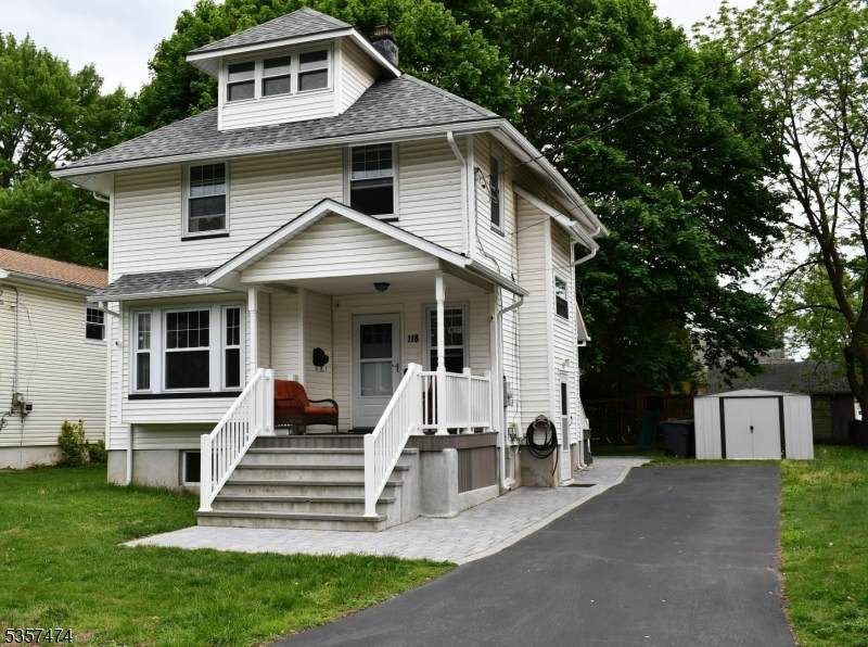 118 Golf Ave E - Photo 1