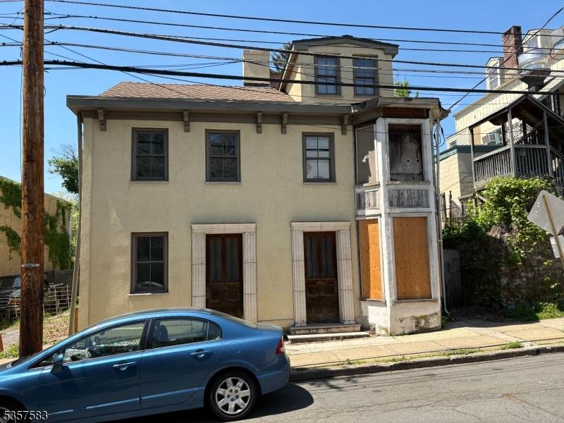 17 S Union St - Photo 1