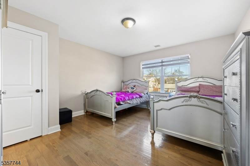 783 Aborn Ave - Photo 1
