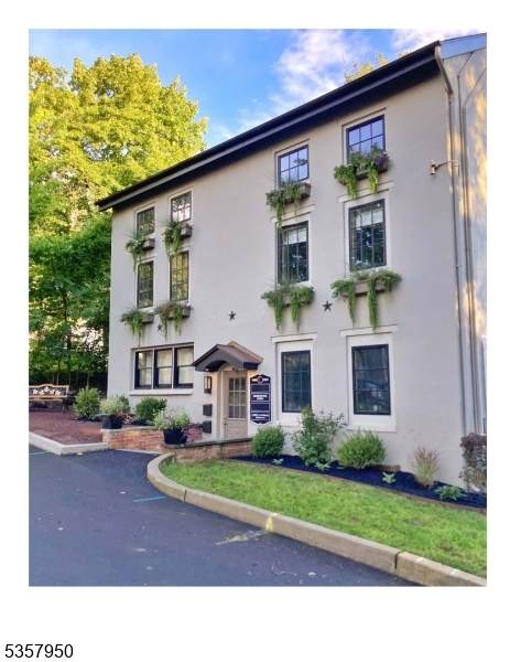 1 Feeder St - Photo 1