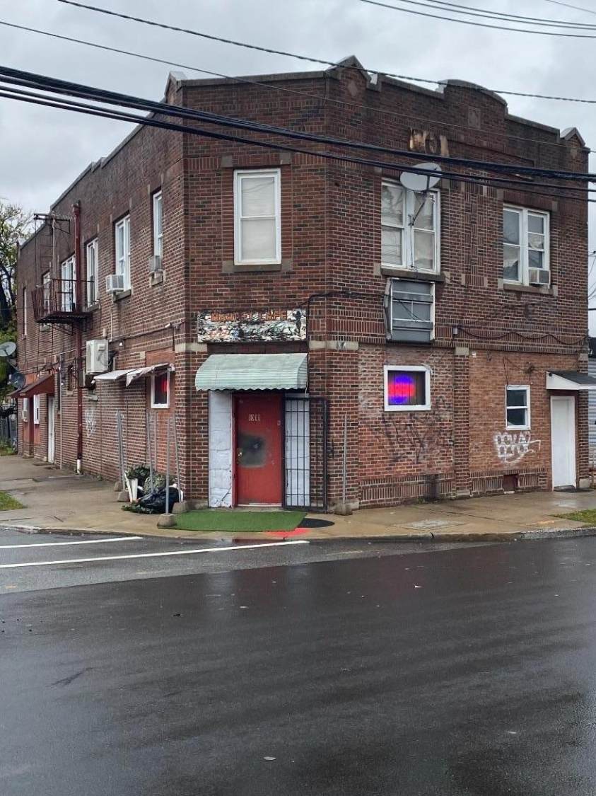 1011 Market St - Photo 1