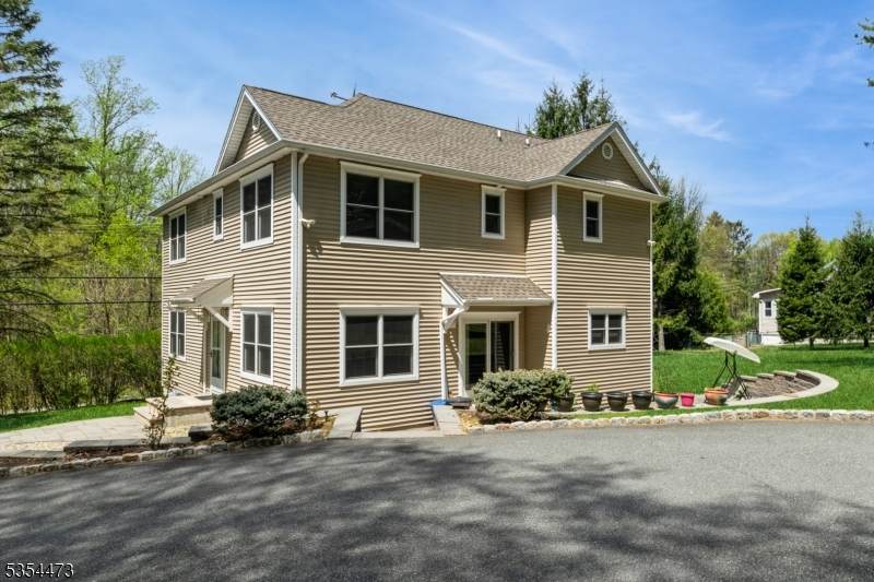 378 Franklin Ave - Photo 1
