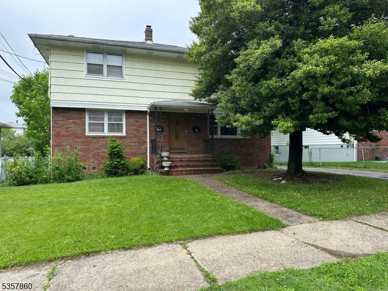 76 Scoles Ave - Photo 1