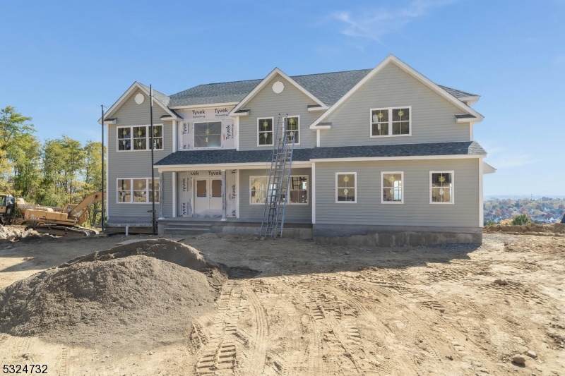 4 Spring Ct - Photo 1