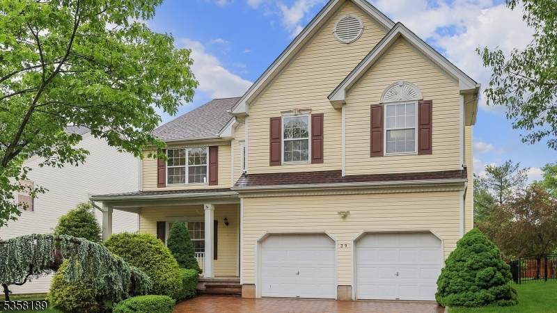 39 Reinhart Way - Photo 1