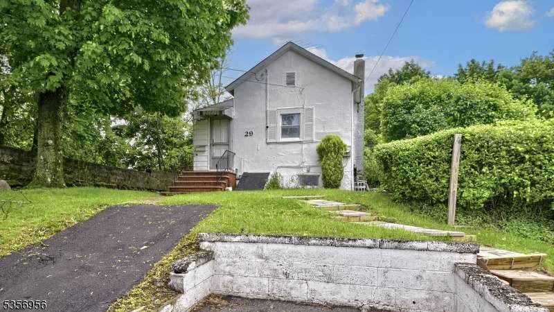 29 Oldham Rd - Photo 1