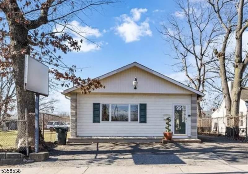 991 Englishtown Rd - Photo 1
