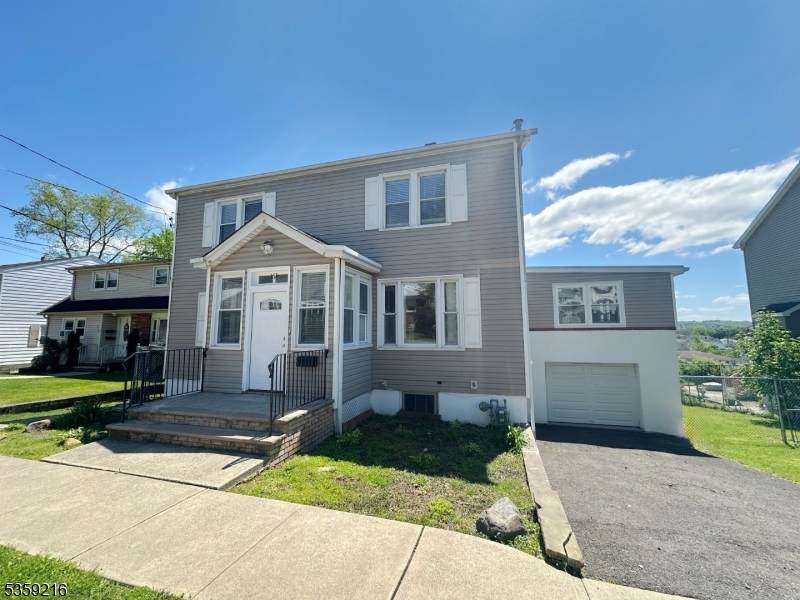 151 Sutton Ave - Photo 1