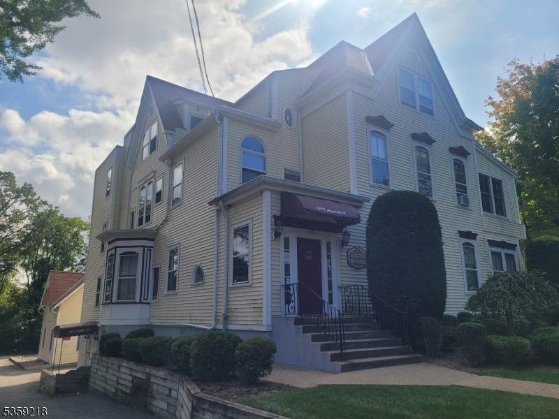 103 Park St - Photo 1