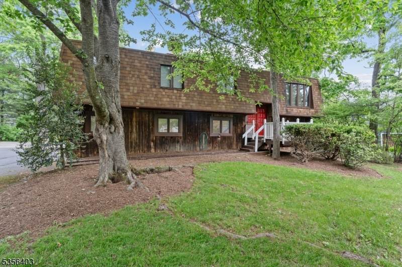 87 Ivy Ln - Photo 1