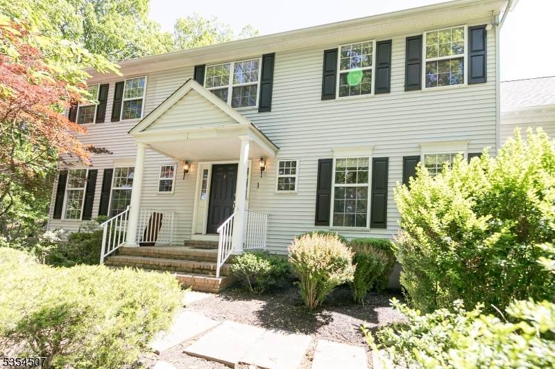 1 Alpine Dr - Photo 1