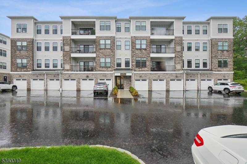 2 Whitney Ave - Photo 1