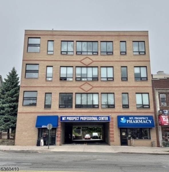 654 Mount Prospect Ave  302 - Photo 1