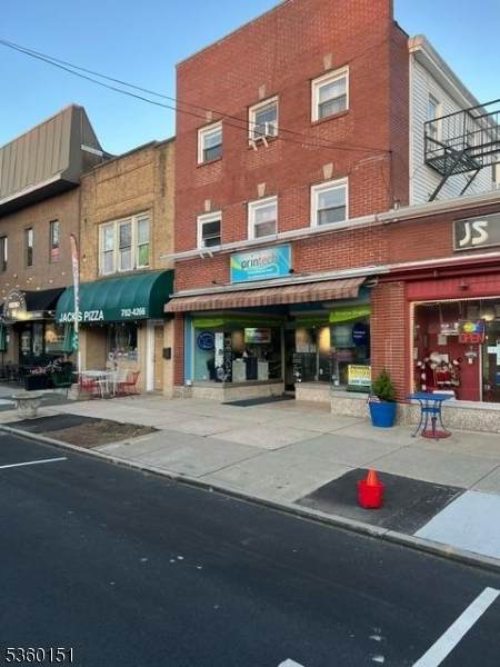 35 Main St - Photo 1