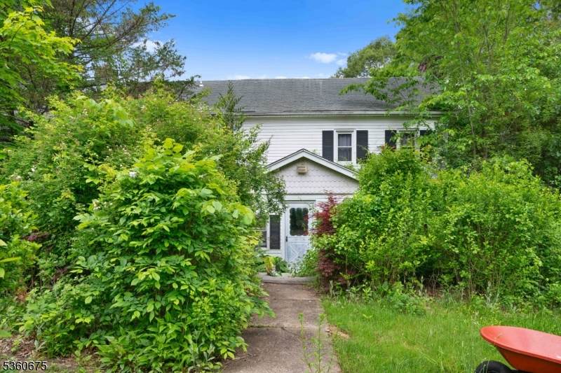 50 Meriden Rd - Photo 1