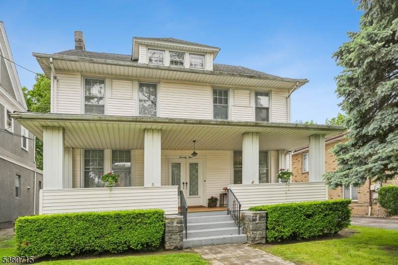 74 Oakdene Ave - Photo 1
