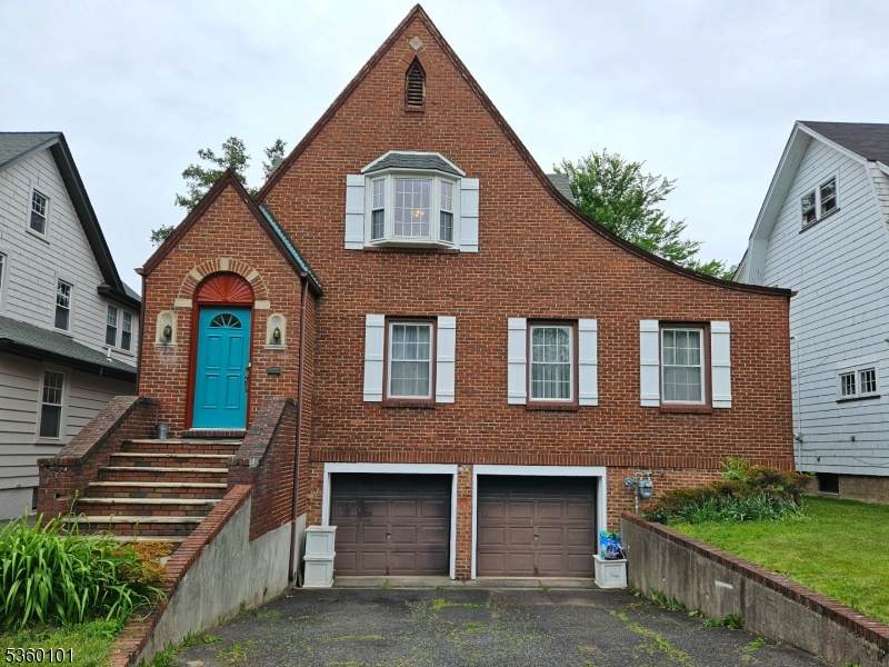 385 Turrell Ave - Photo 1