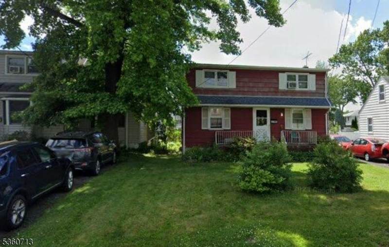 305 Cedar St - Photo 1