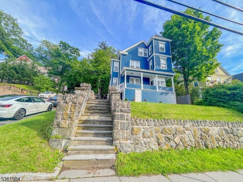 80 Western Ave - Photo 1