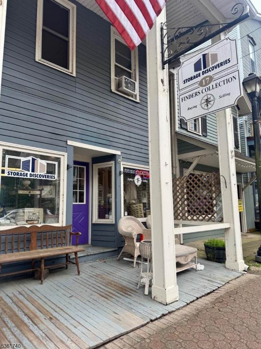 17 Main St - Photo 1